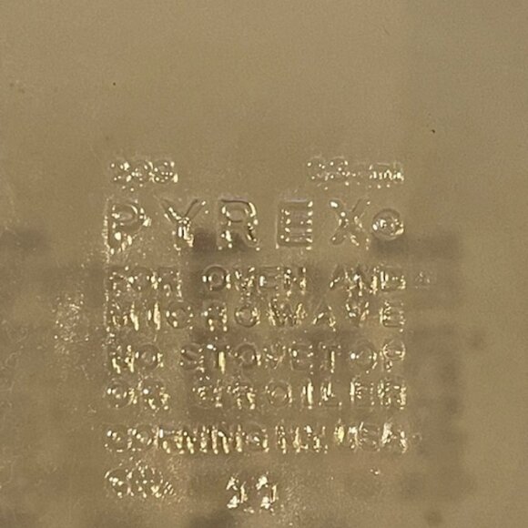 Vintage Pyrex Amber Brown 9 Inch Round Pie Plate Glass Baking Dish 209 - Picture 3 of 5